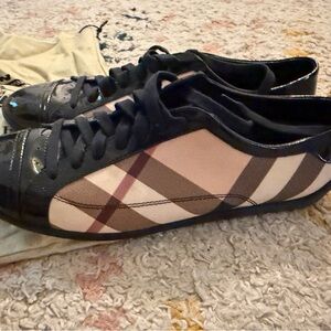 Burberry Checkered Low-Top Sneakers